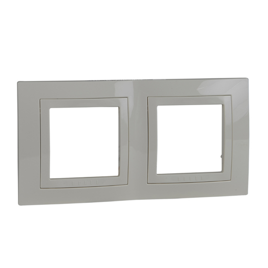 004.25 рамка с декор. элементом 2места бежевый